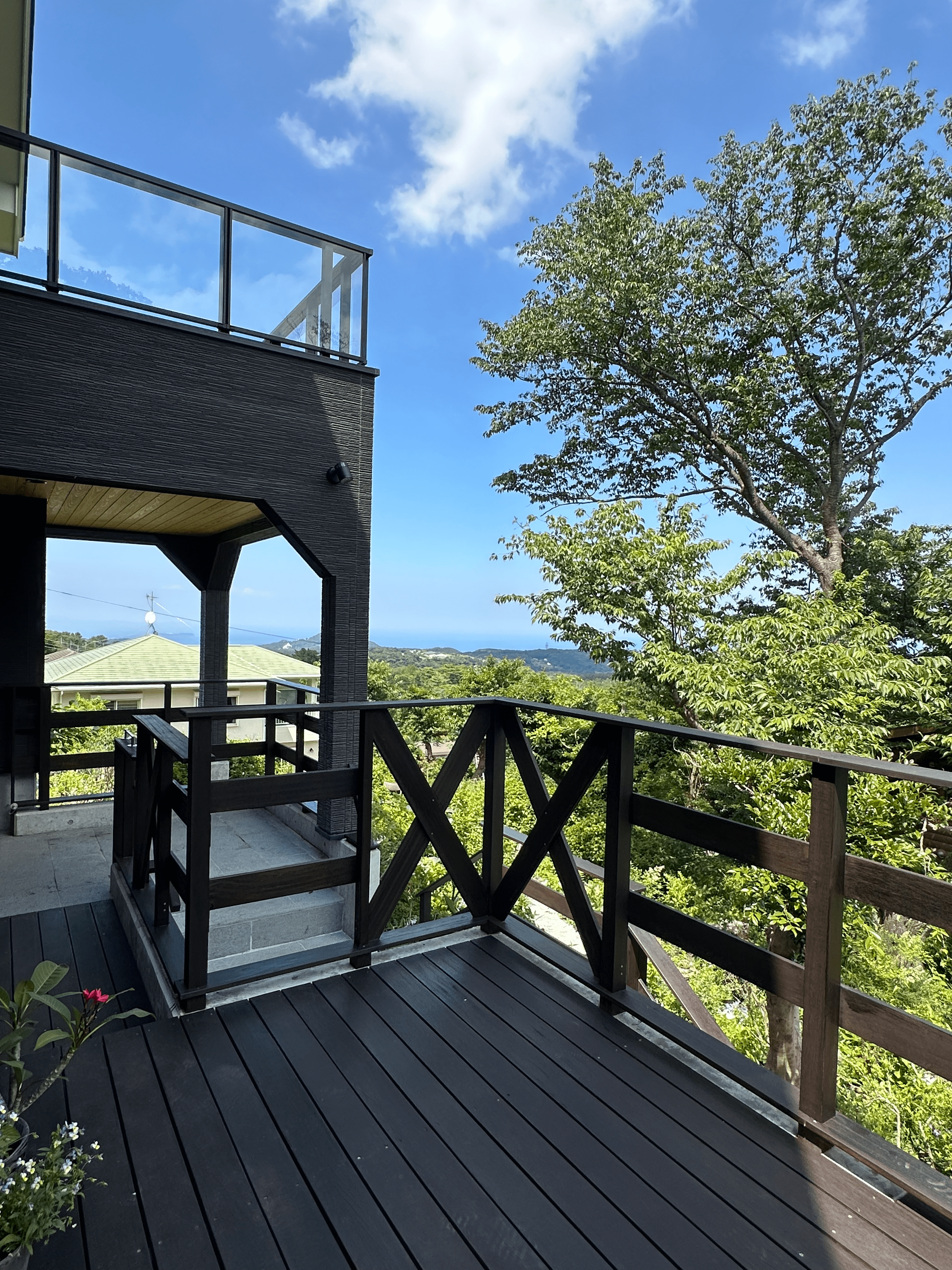 伊豆高原｜大室山近くの貸別荘・温泉付きISANA パノラマヴィラ — ISANA